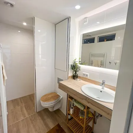 Apartament Familystay Am Botanischen Garten *